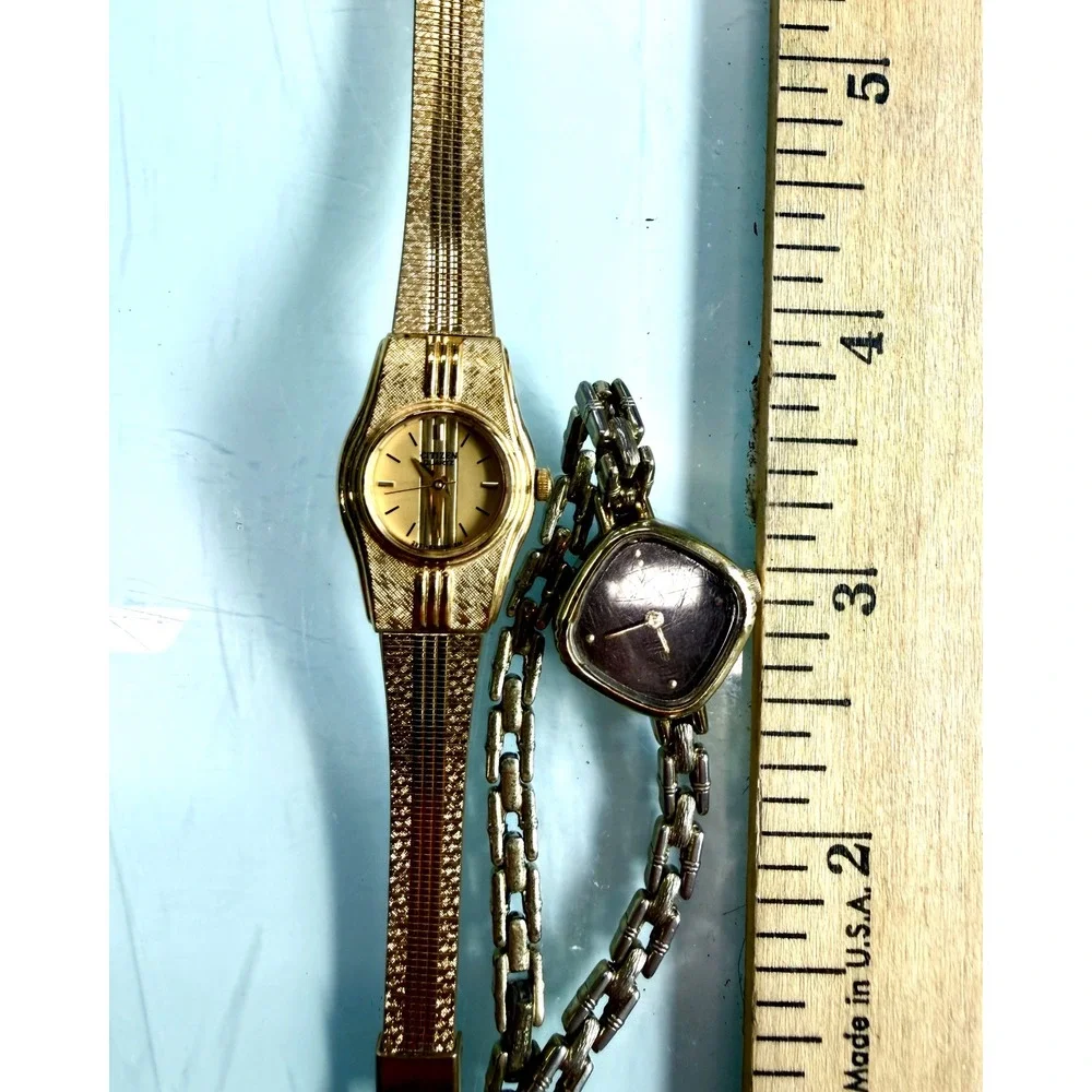 2 Vintage Citizen Quartz Ladies Watches Gold Tone Nonworking Repair Lot